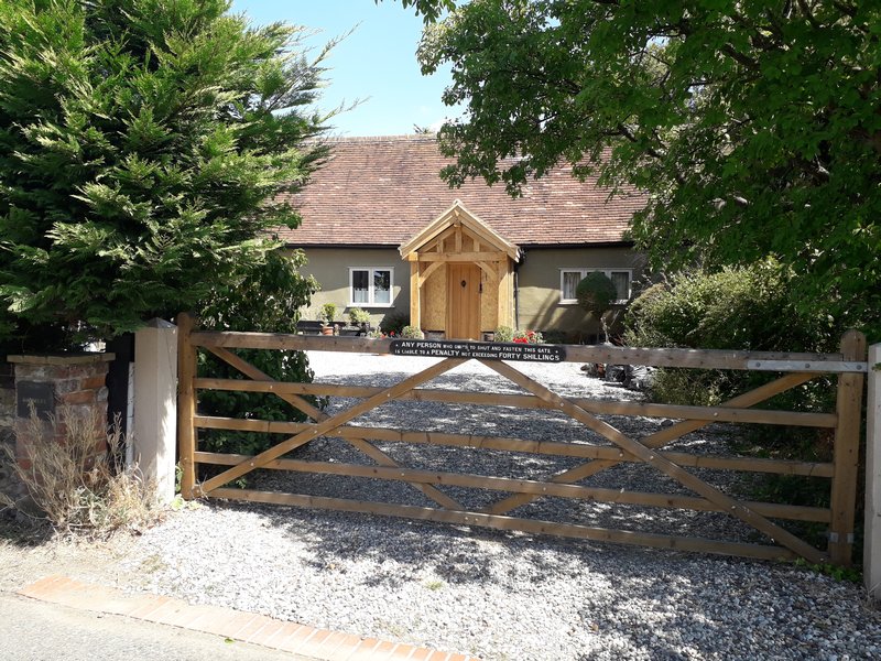gate